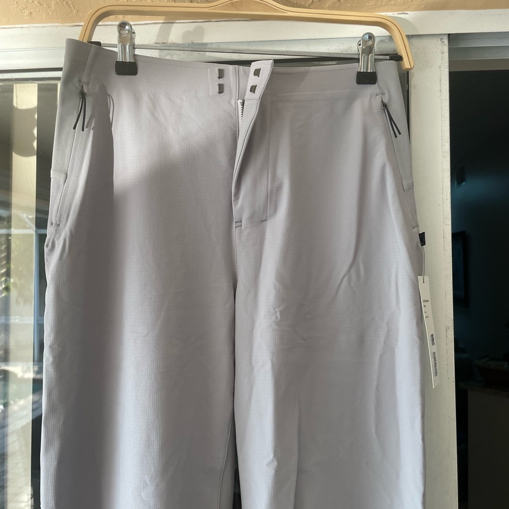 LAB Kosaten pants.  New with tags.  Beautiful. Size 6